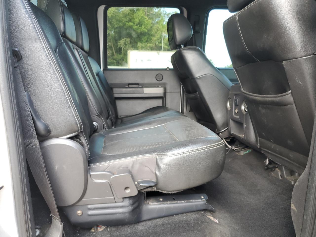 2012 Ford F250 - Image 10