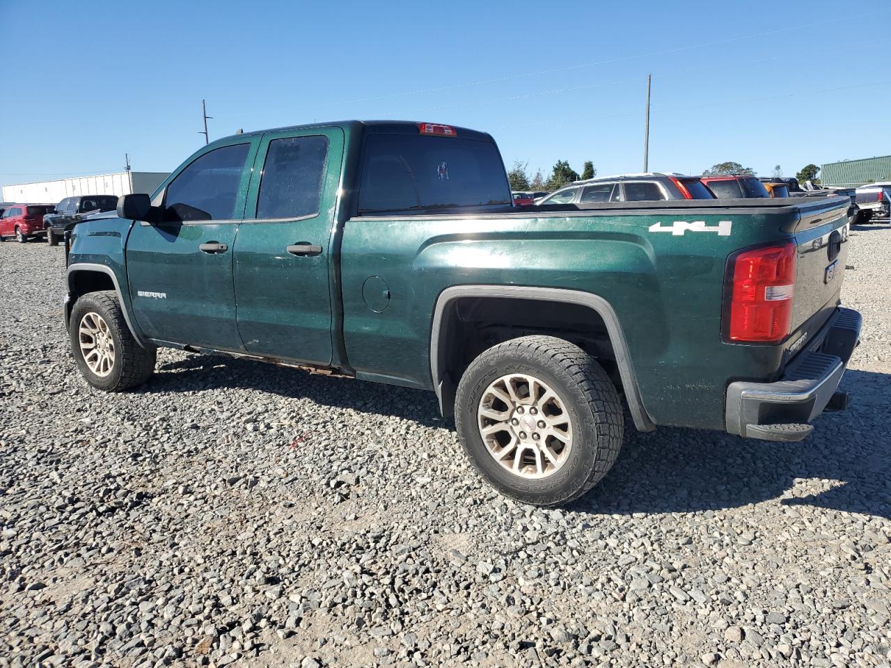 2015 GMC Sierra - Image 2