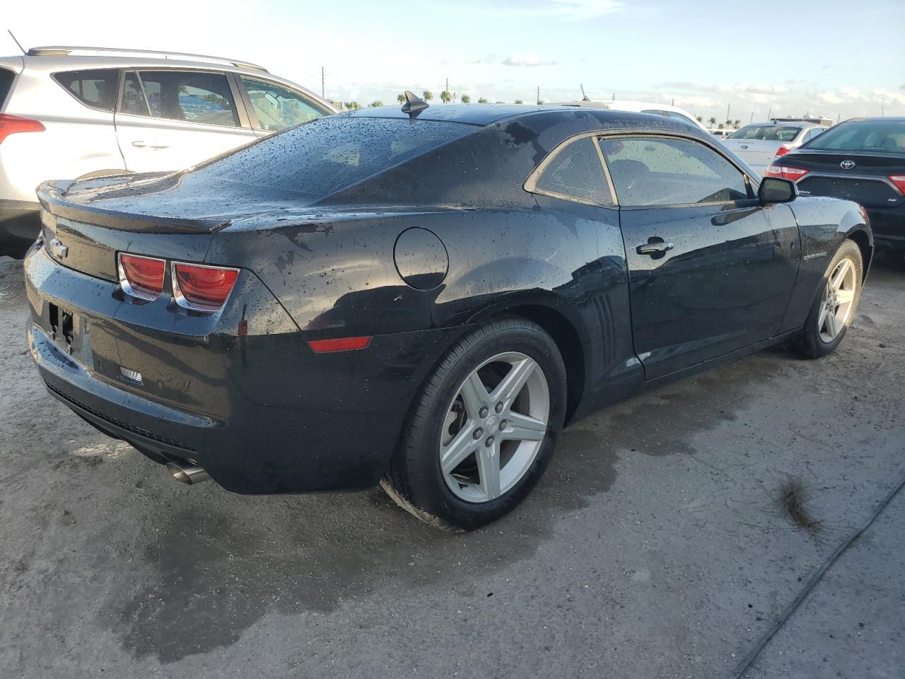 2012 Chevrolet Camaro - Image 3