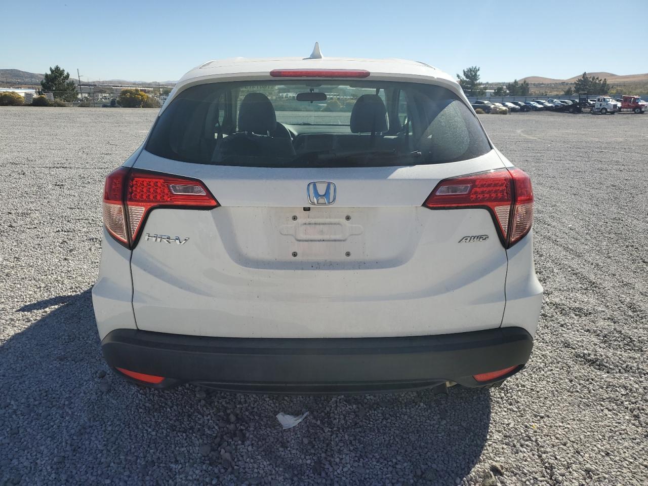 2018 Honda Hr-V Lx VIN: 3CZRU6H36JM714348 Lot: 76073754