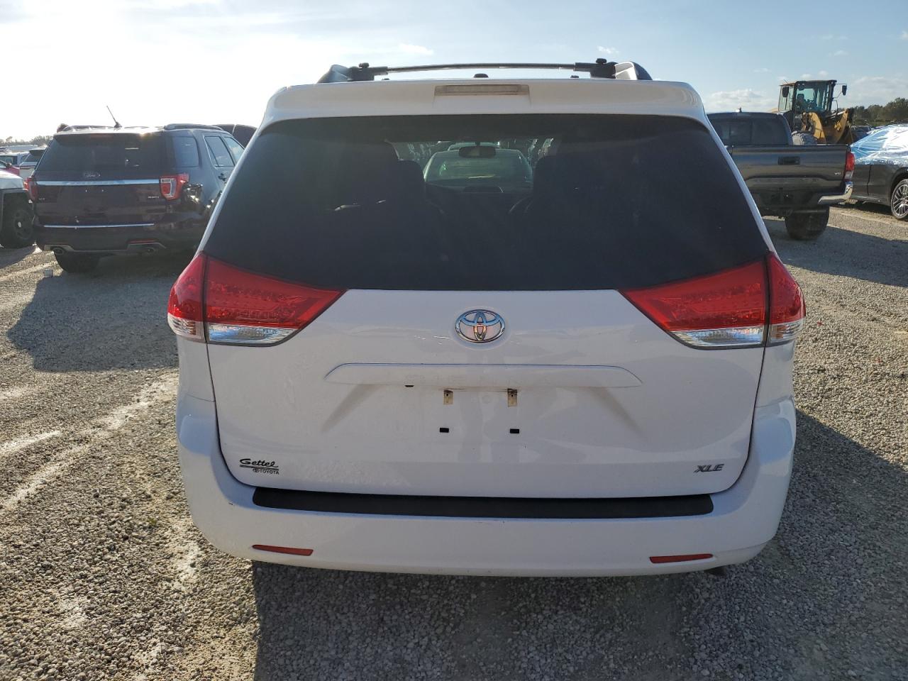 5TDYK3DC3DS313470 2013 Toyota Sienna Xle