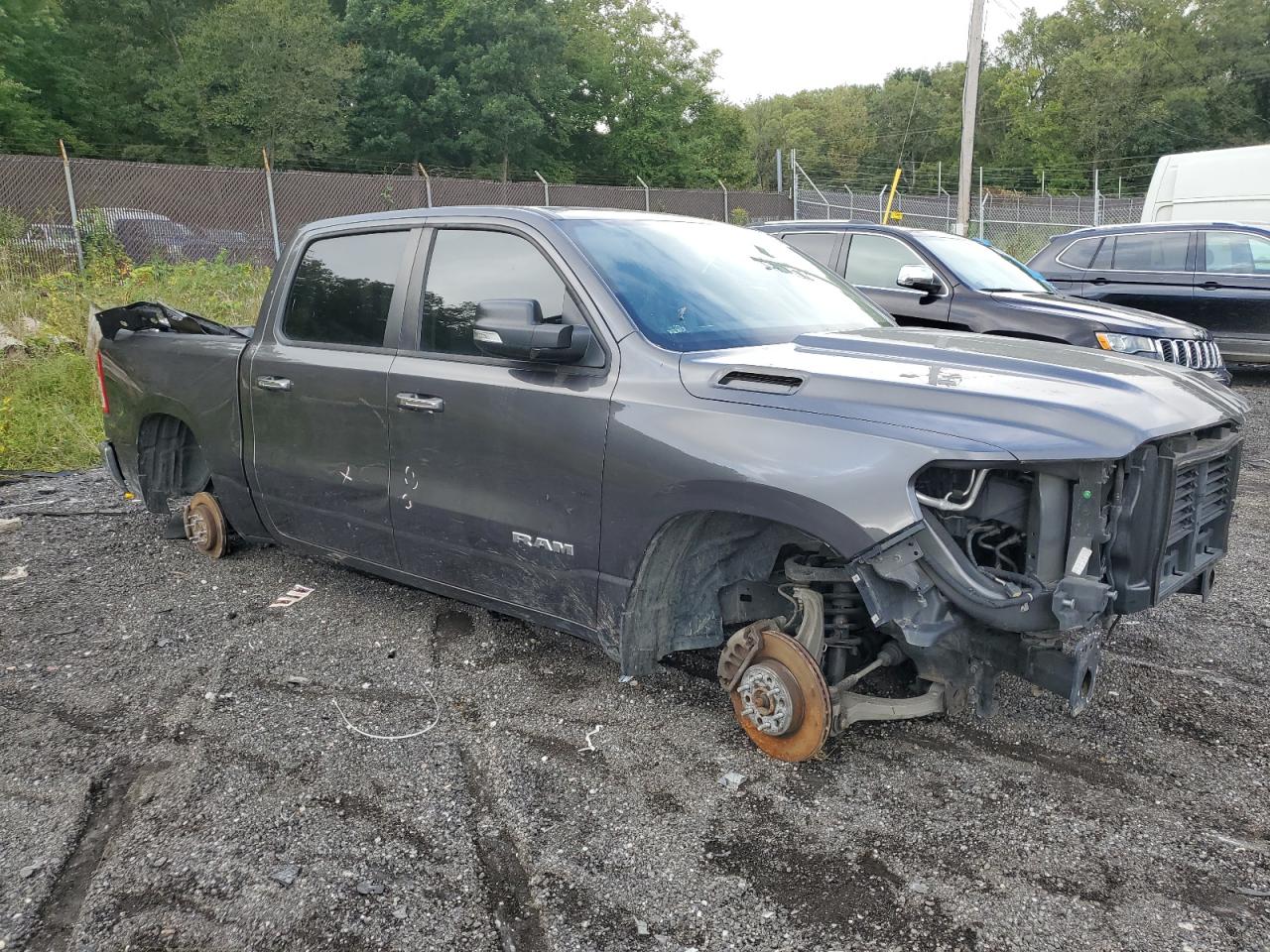 2019 RAM 1500 - Image 4