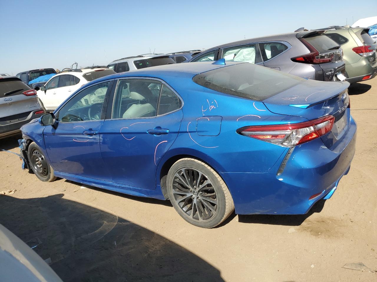 4T1B11HK9JU017810 2018 TOYOTA CAMRY - Image 2