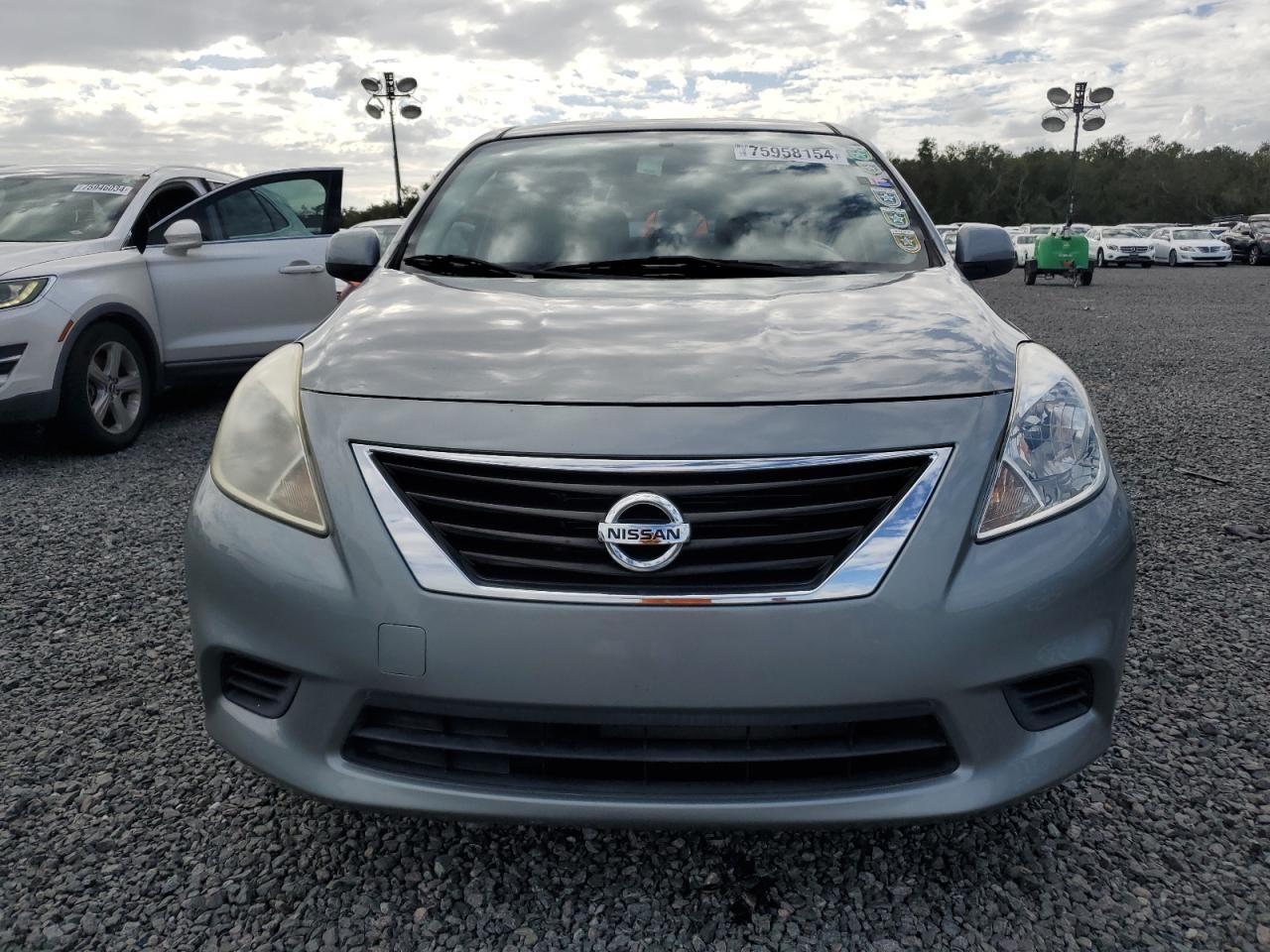 2014 Nissan Versa S VIN: 3N1CN7AP5EL814158 Lot: 75958154