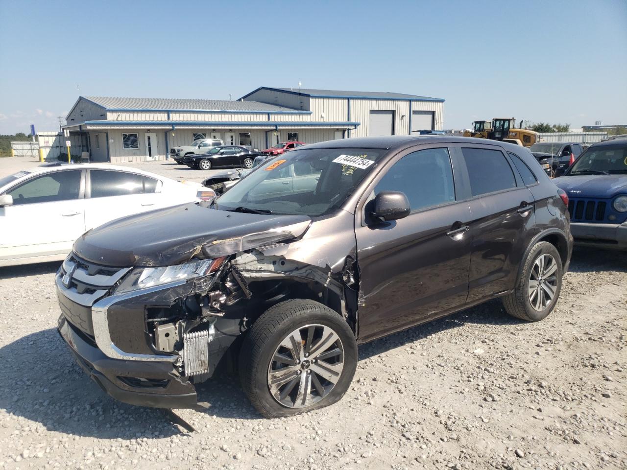 2021 Mitsubishi Outlander - Image 1