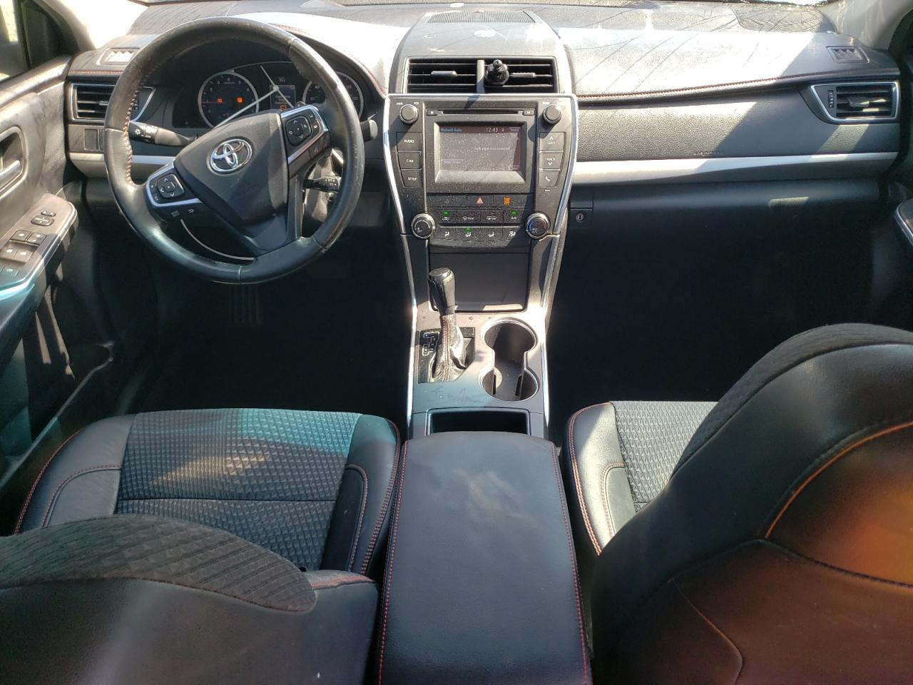 2015 Toyota Camry - Image 8