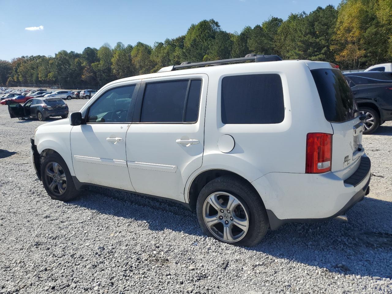 2015 Honda Pilot - Image 2
