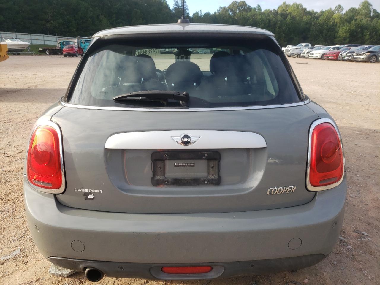 2015 Mini Cooper VIN: WMWXS5C55FT831270 Lot: 74258484