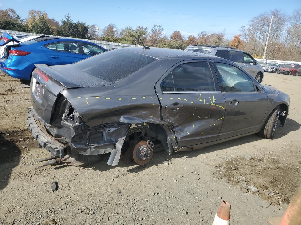 2011 Ford Fusion - Image 3