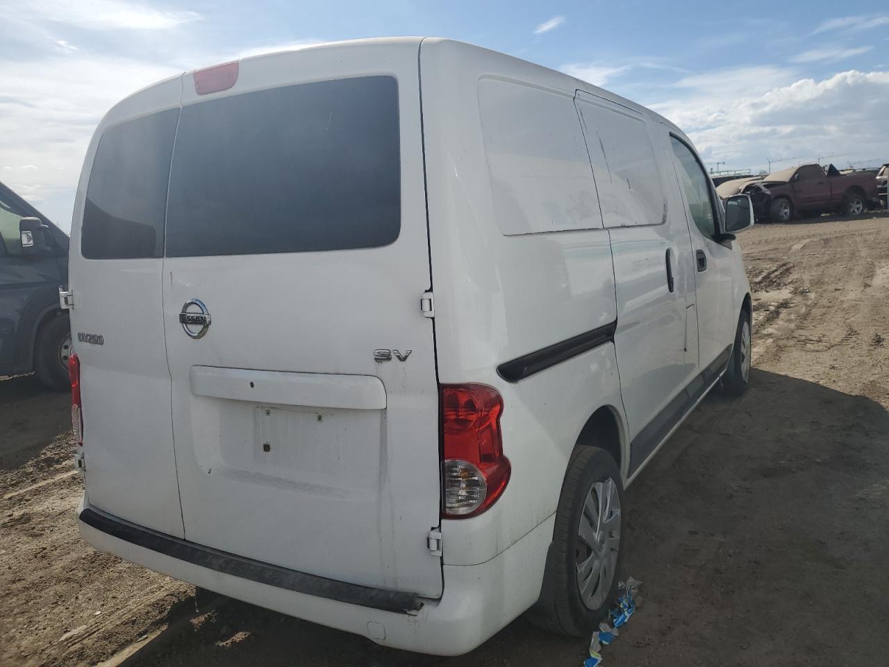 2015 Nissan NV - Image 3