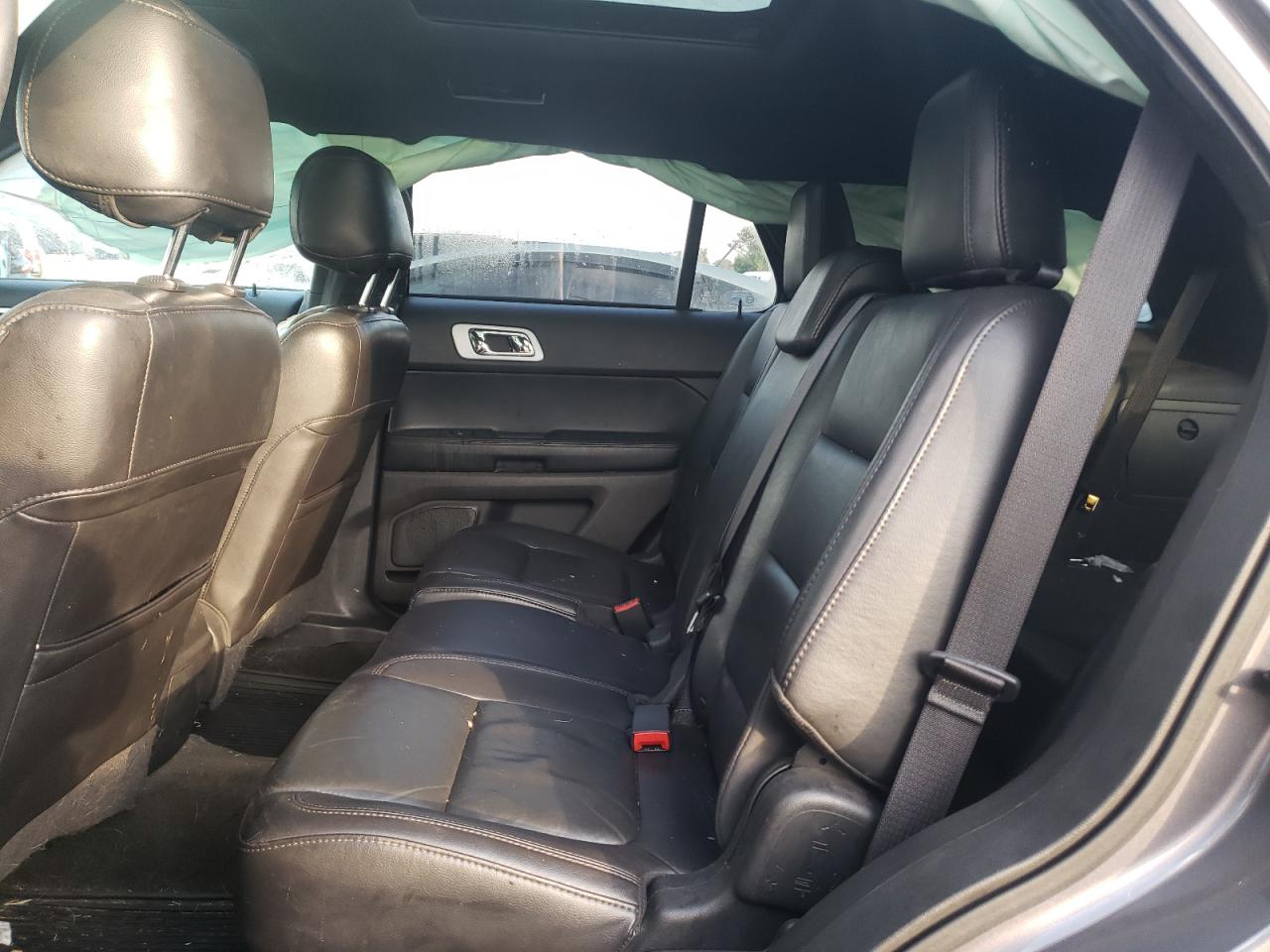 2014 Ford Explorer - Image 11