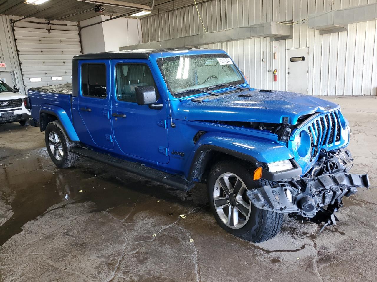 2021 Jeep Gladiator - Image 4