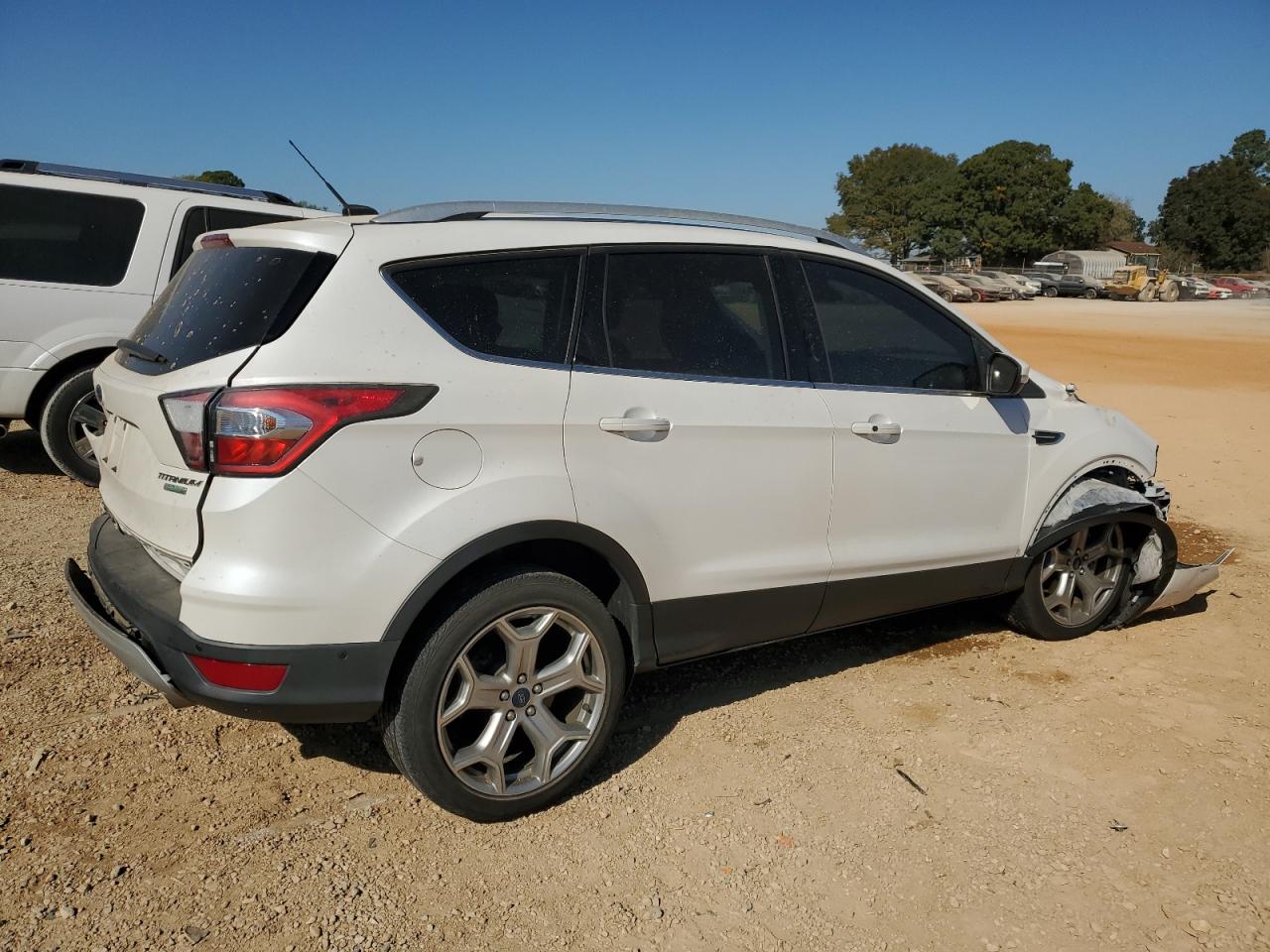 2017 Ford Escape - Image 3