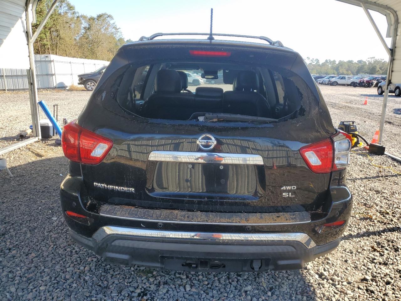 2018 Nissan Pathfinder S VIN: 5N1DR2MM8JC617190 Lot: 73885264