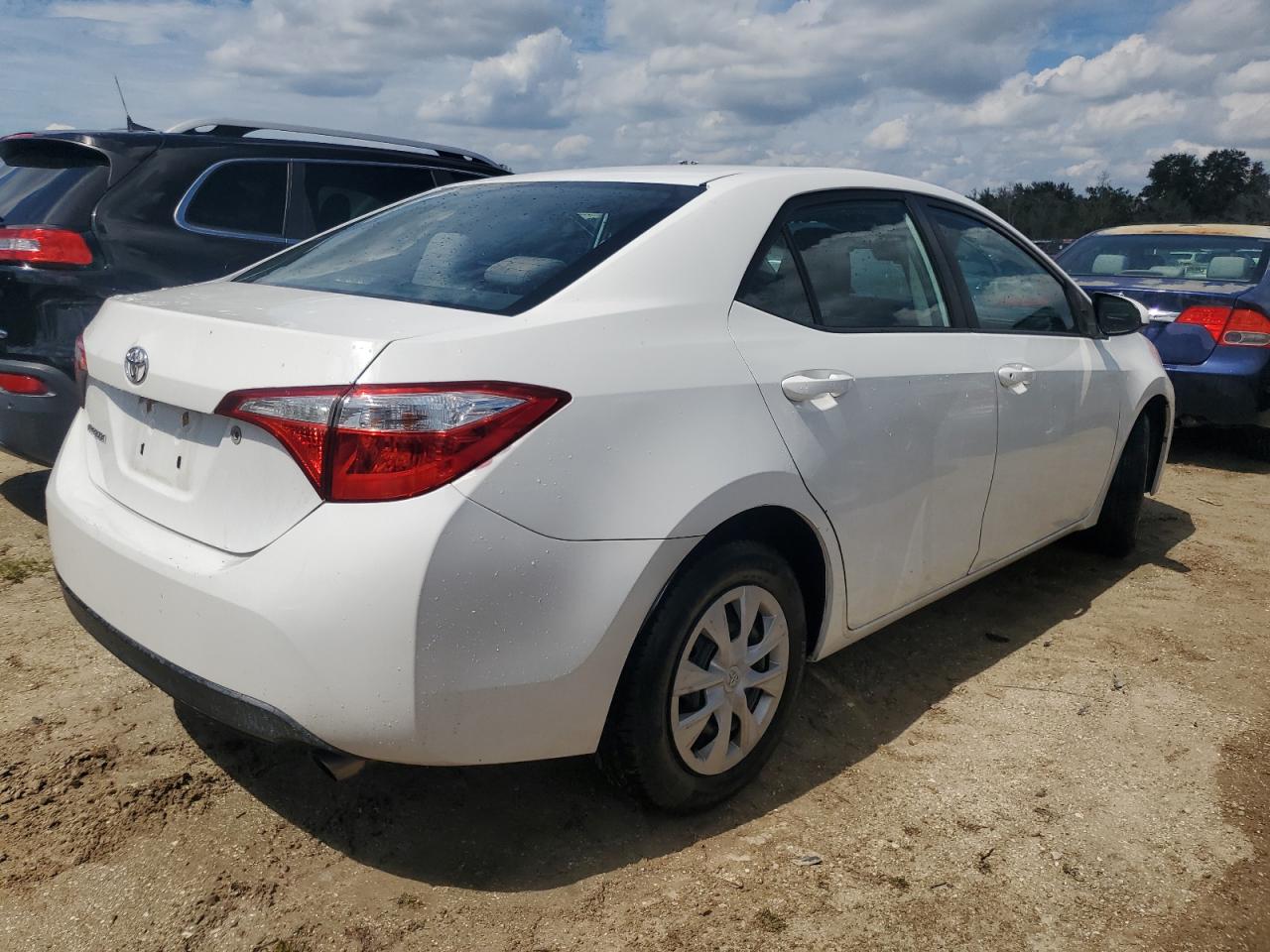 2015 Toyota Corolla L VIN: 2T1BURHE7FC348040 Lot: 74036624