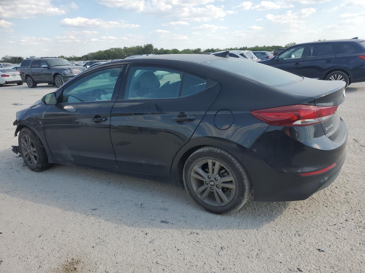 5NPD84LF6JH372609 2018 Hyundai Elantra Sel