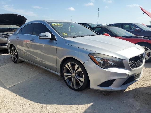 Sedans MERCEDES-BENZ CLA-CLASS 2016 Srebrny