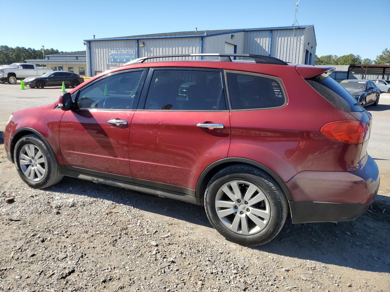 2009 Subaru Tribeca - Image 2
