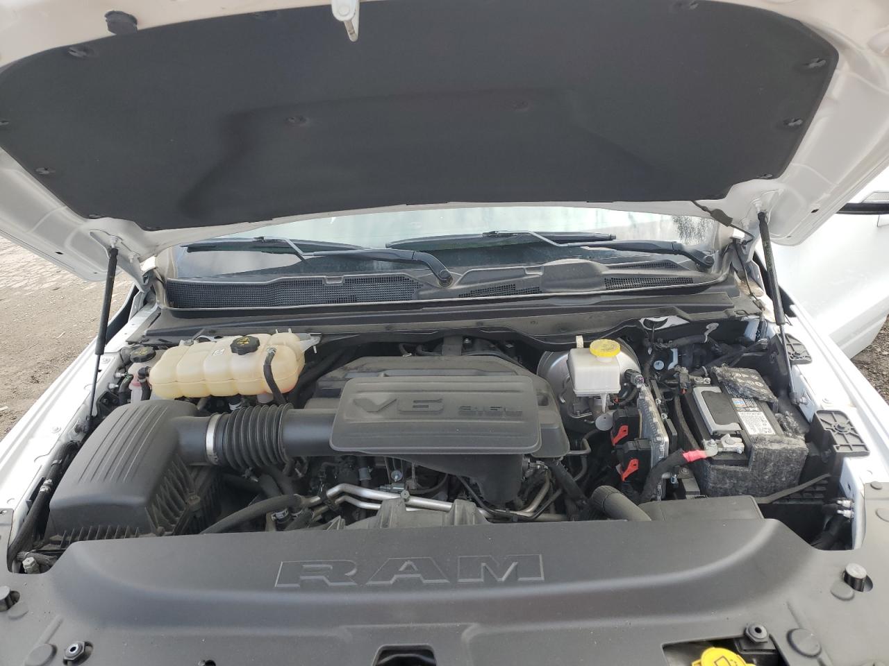 2020 RAM 1500 - Image 11