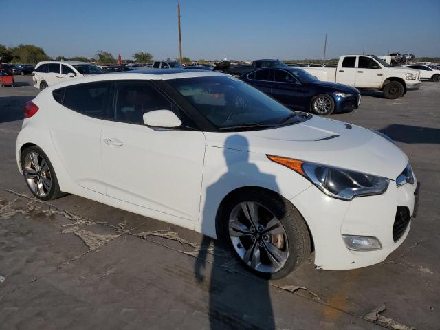  HYUNDAI VELOSTER 2013 Белы