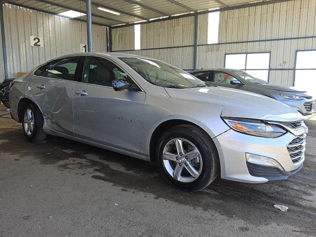 1G1ZD5ST4NF147399 Chevrolet Malibu LT 4