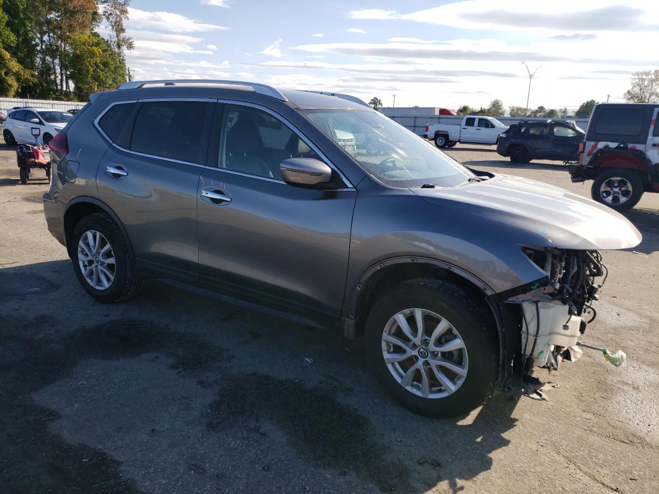 2019 Nissan Rogue - Image 4
