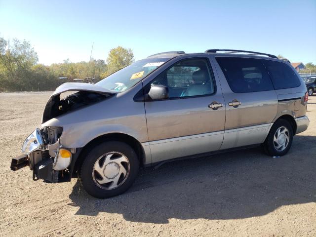 1998 Toyota Sienna Le