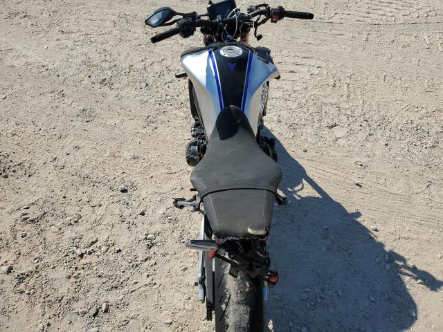  YAMAHA MT09 DC 2023 Серебристый
