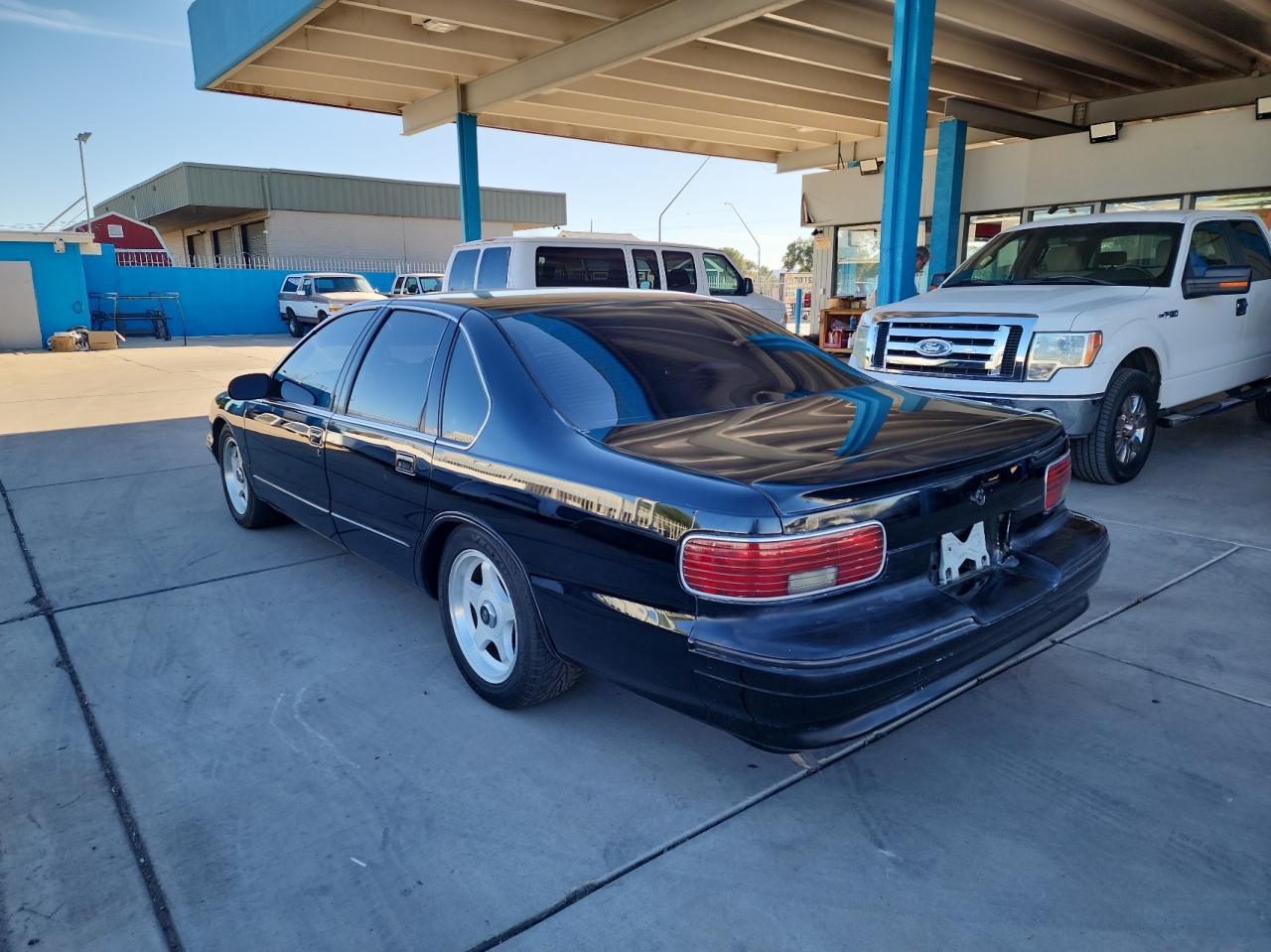 1996 Chevrolet Caprice - Image 3