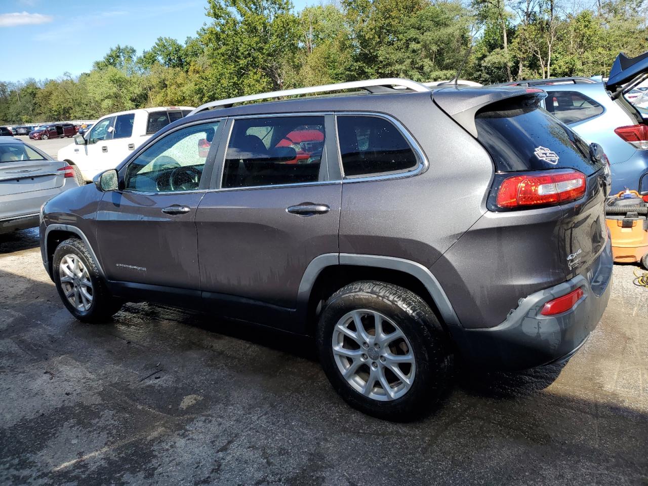 2015 Jeep Cherokee Latitude VIN: 1C4PJMCSXFW794155 Lot: 73687144