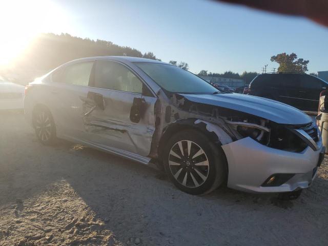  NISSAN ALTIMA 2018 Srebrny