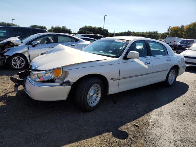 1999 Lincoln Town Car Executive