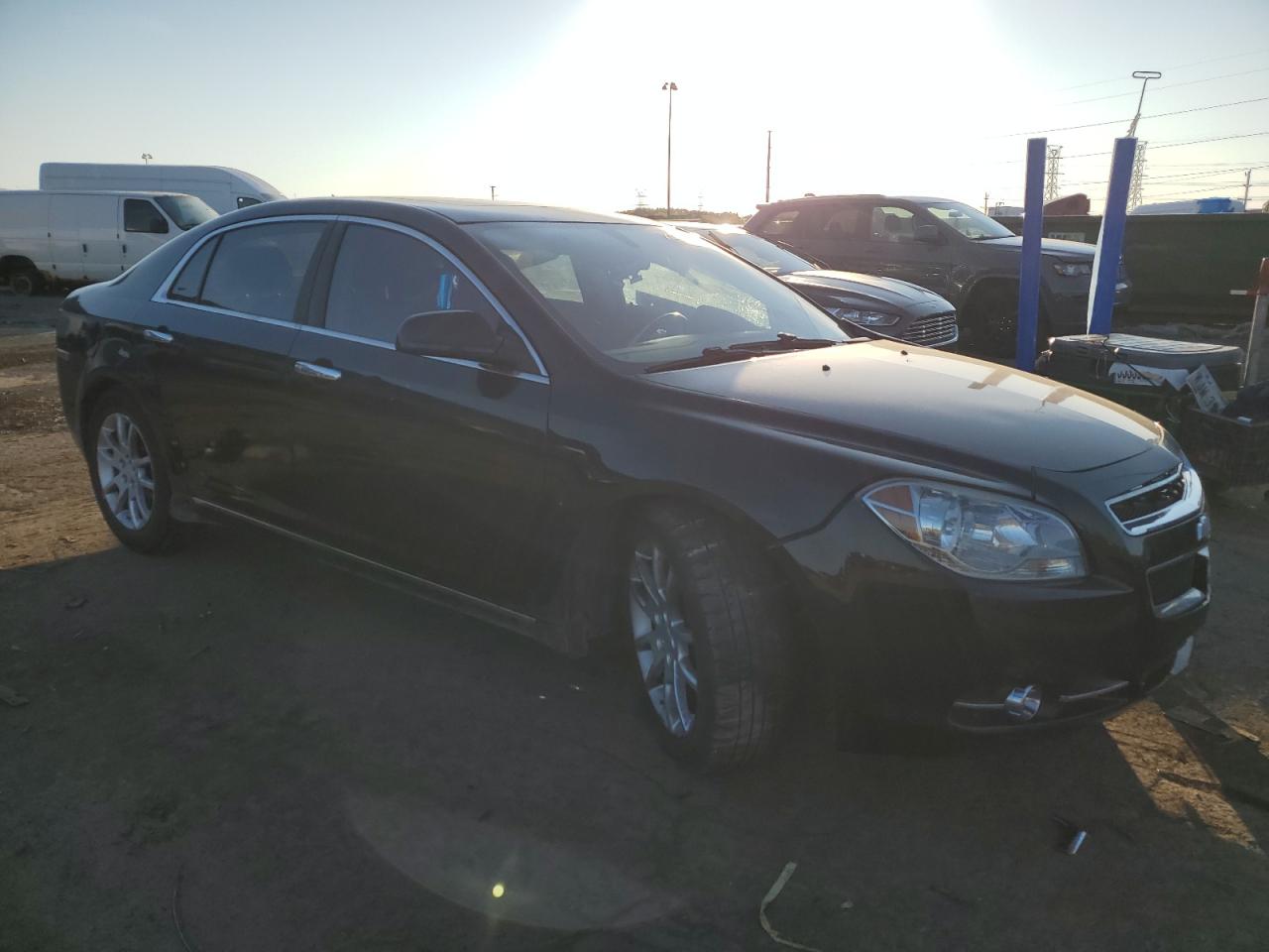 2011 Chevrolet Malibu - Image 4