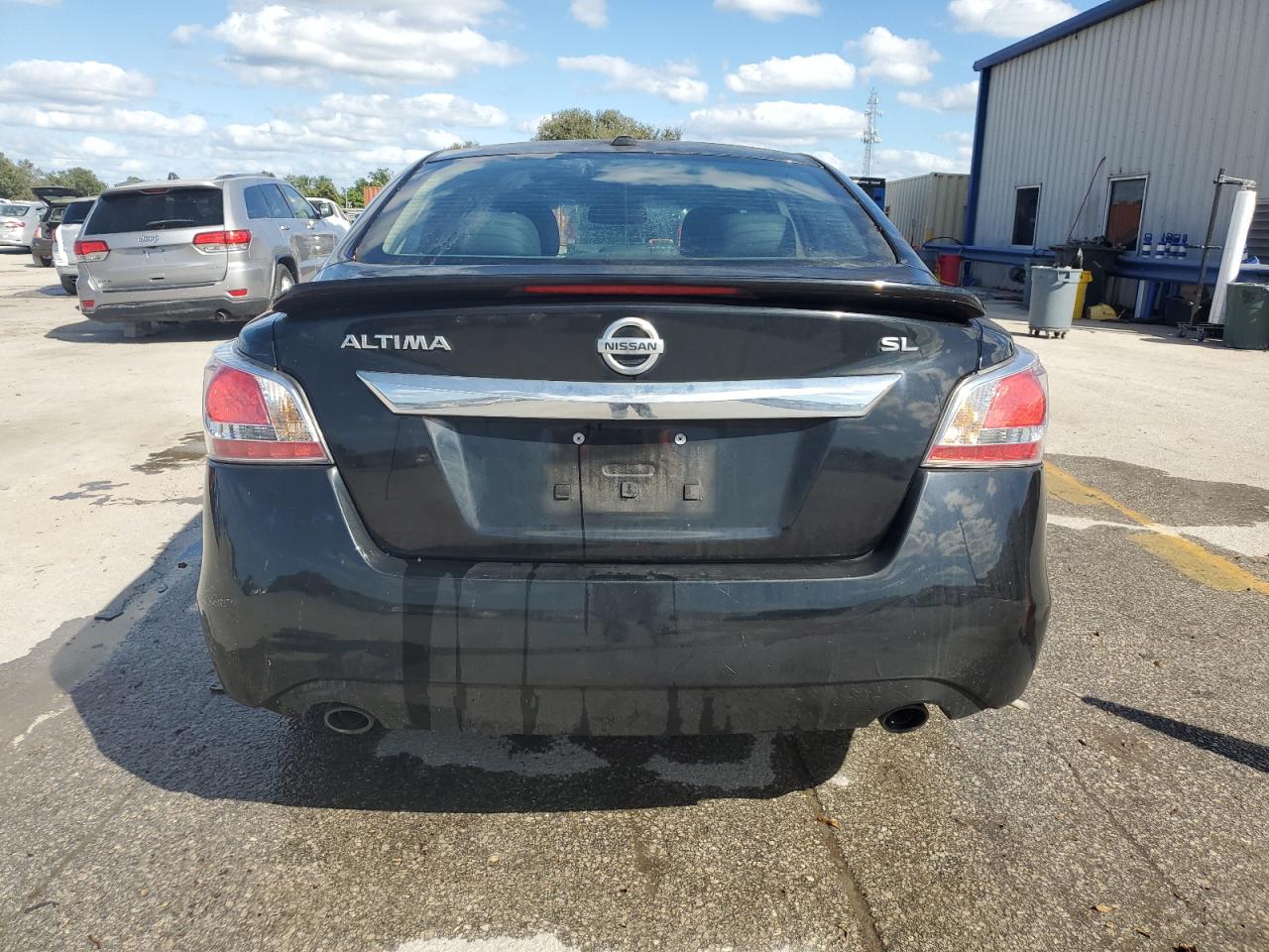 2015 Nissan Altima - Image 6