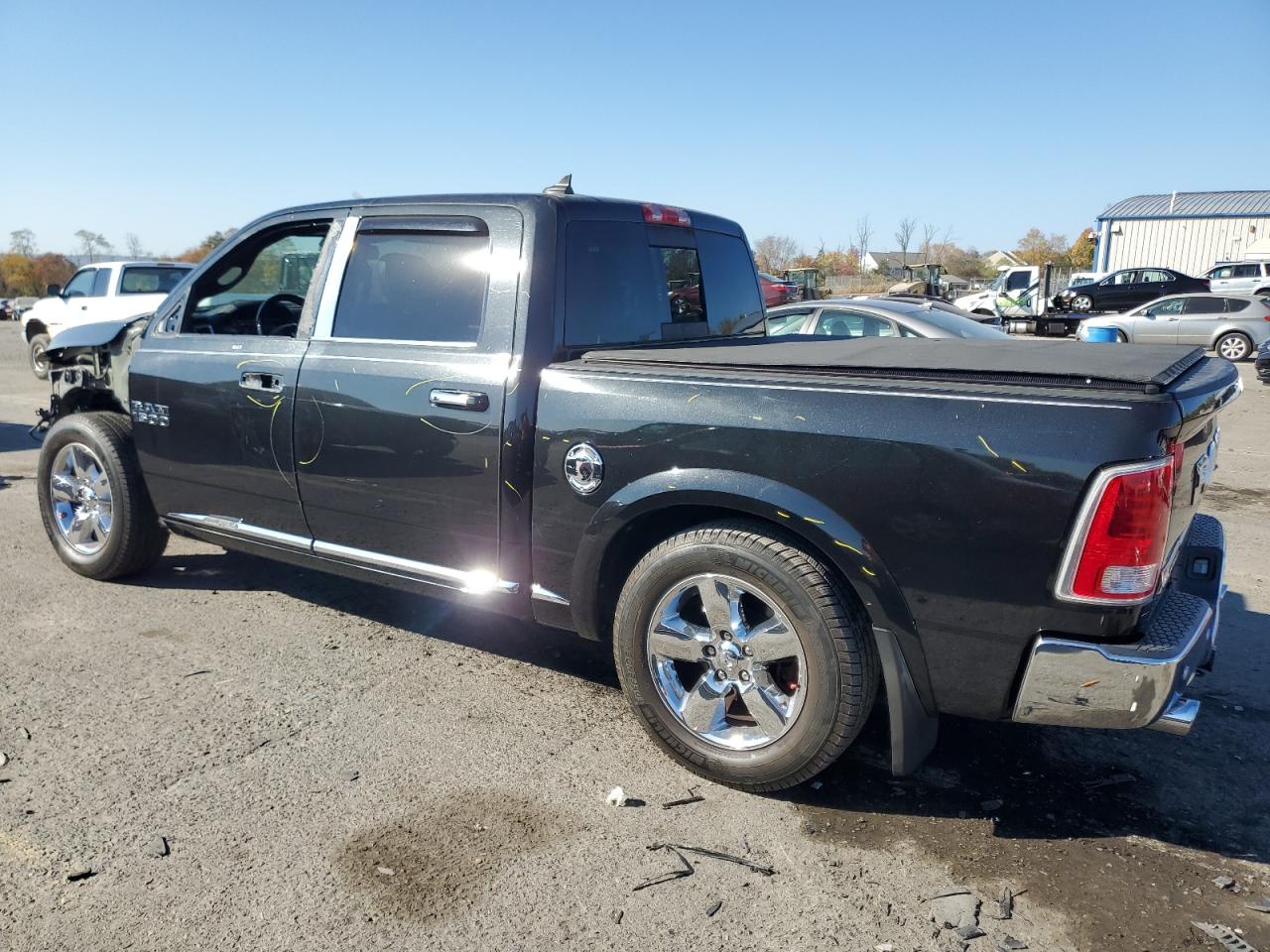 2016 RAM 1500 - Image 2