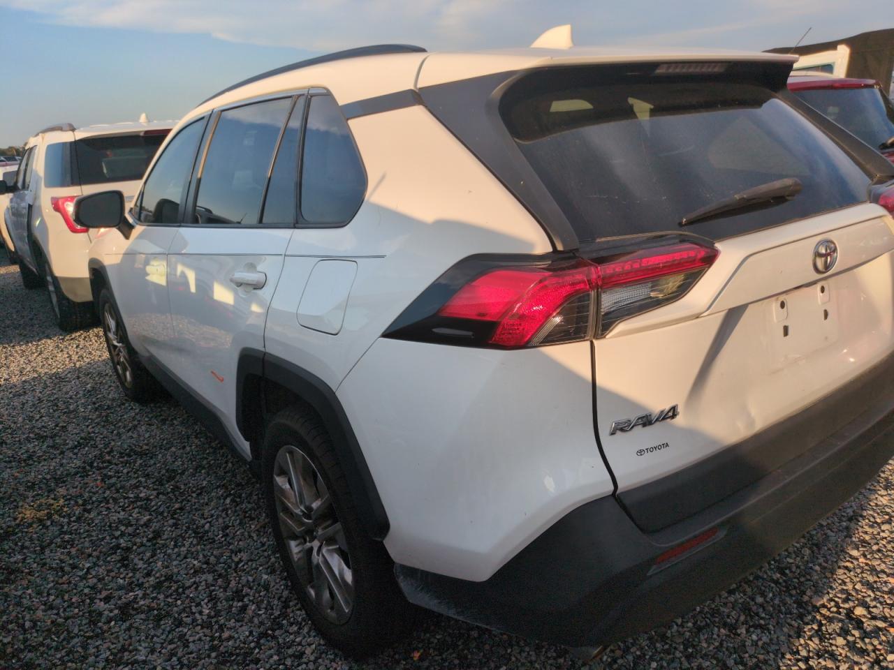 2020 Toyota RAV 4 - Image 2