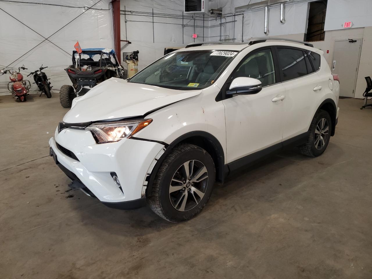 2017 Toyota RAV 4 - Image 1