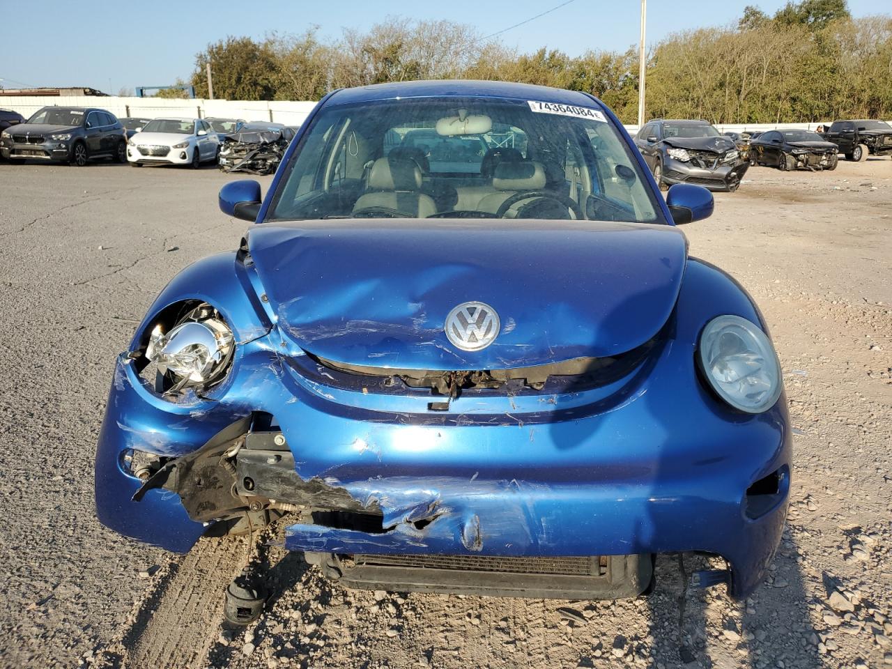 2003 Volkswagen Beetle - Image 5