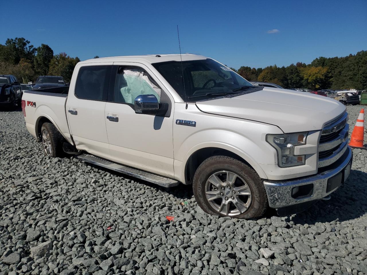 2015 Ford F-150 - Image 4