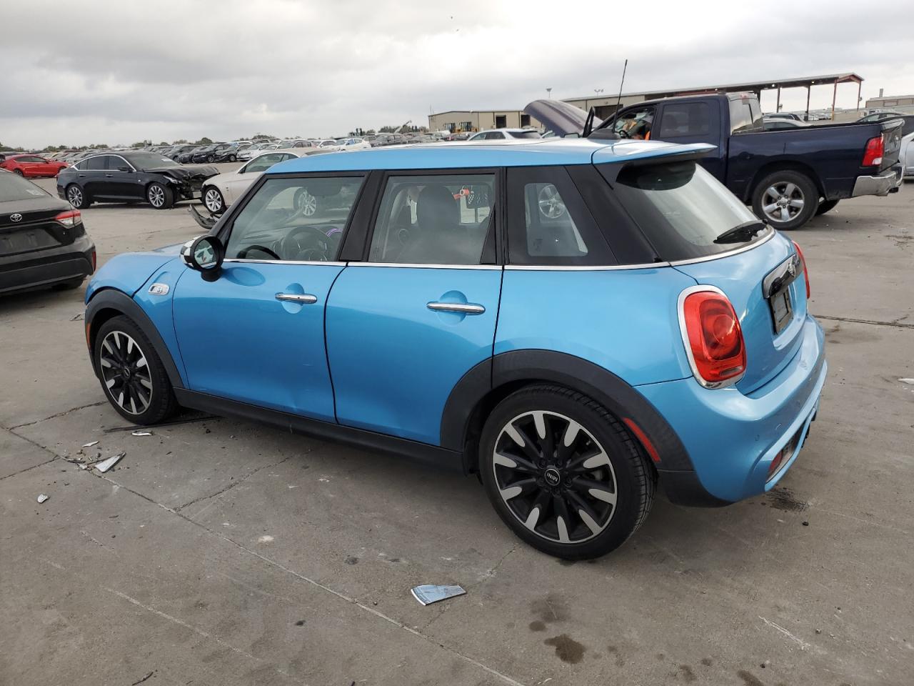 VIN WMWXU3C59F2B57731 2015 MINI COOPER no.2