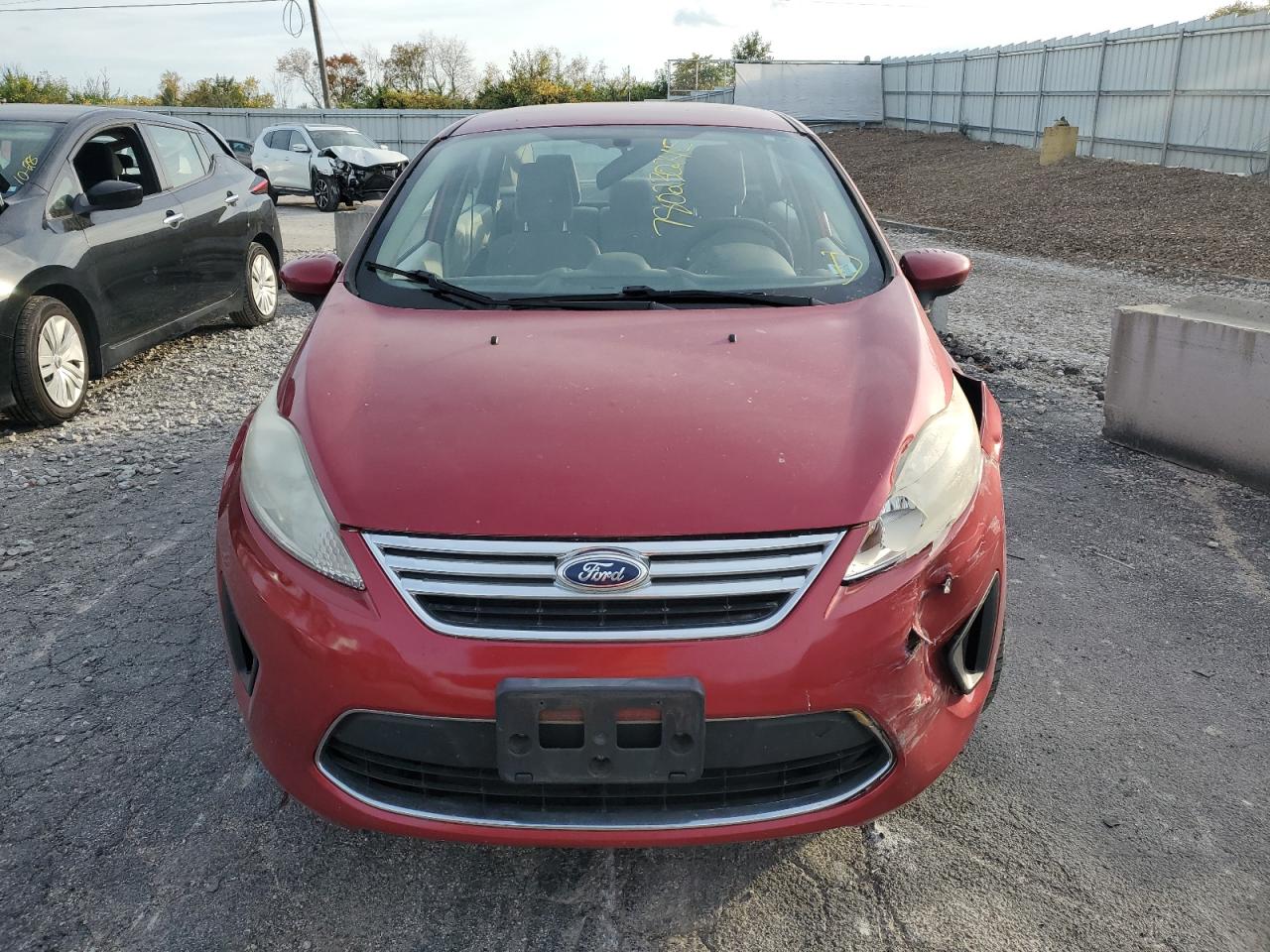 2011 Ford Fiesta - Image 5