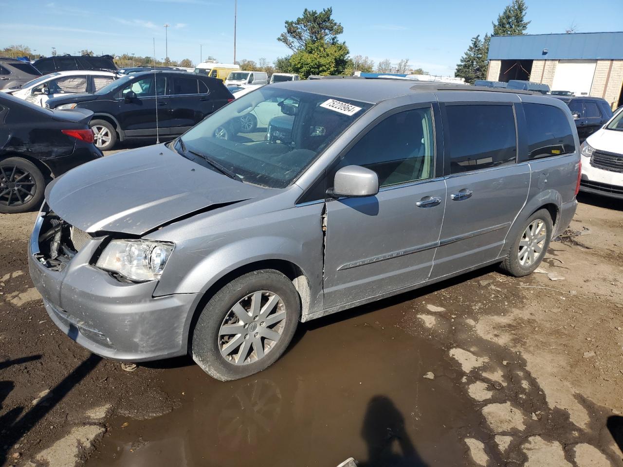 2016 Chrysler Town & Country - Image 1