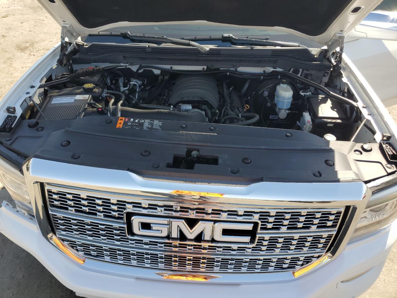 3GTP1PEJ5JG570496 2018 GMC Sierra C1500 Denali