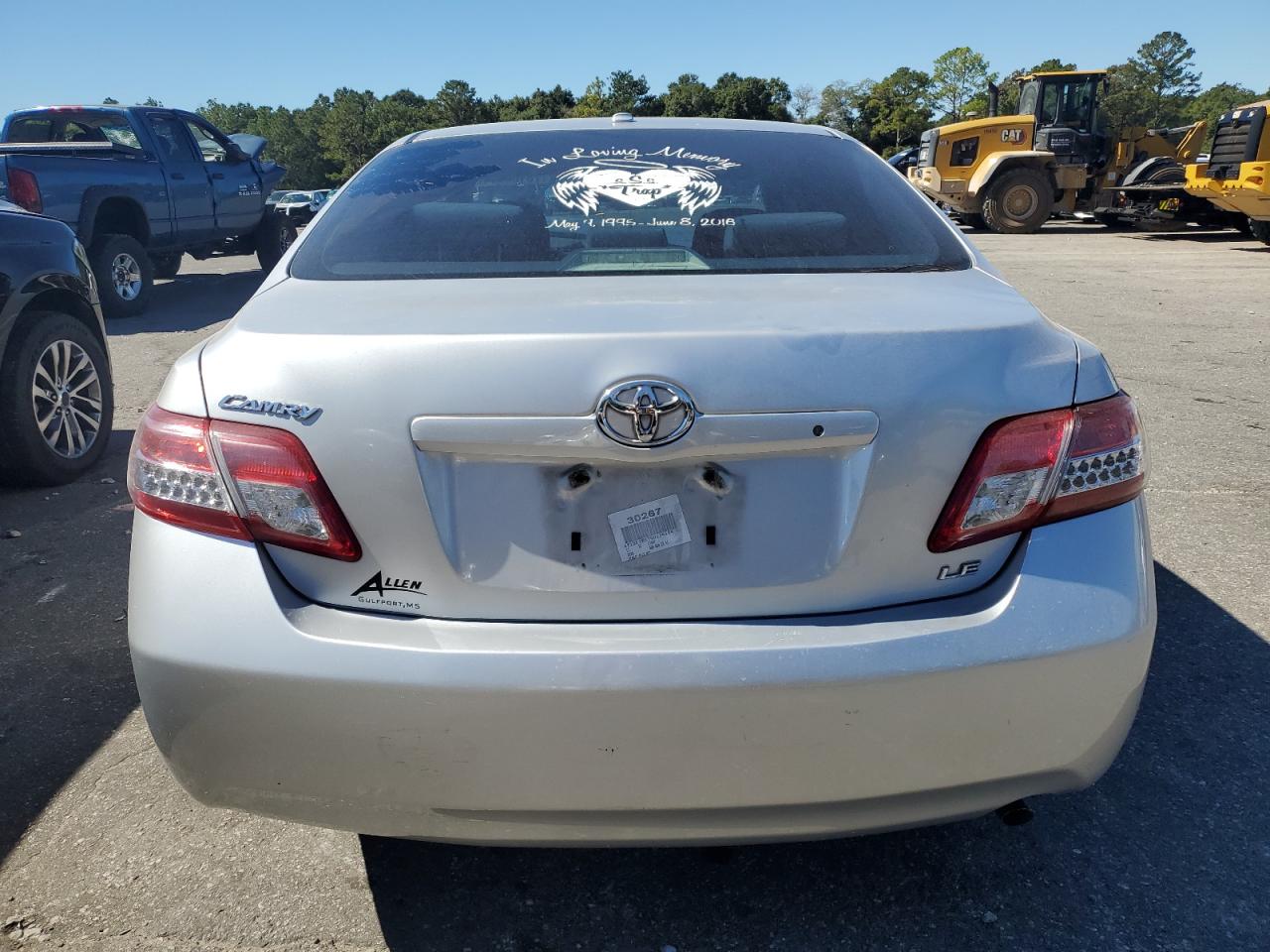 2011 Toyota Camry - Image 6