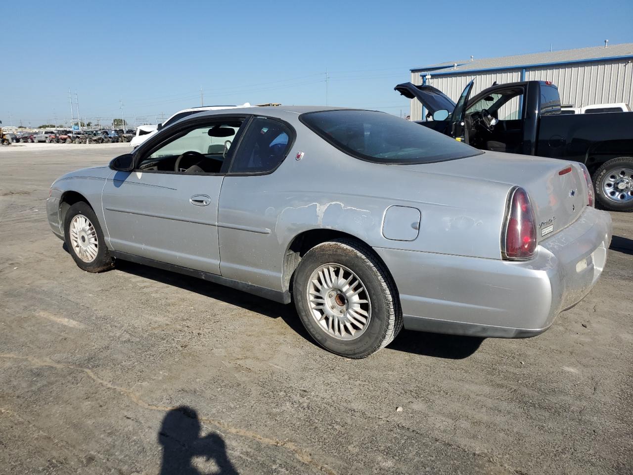 2000 Chevrolet Monte Carlo - Image 2