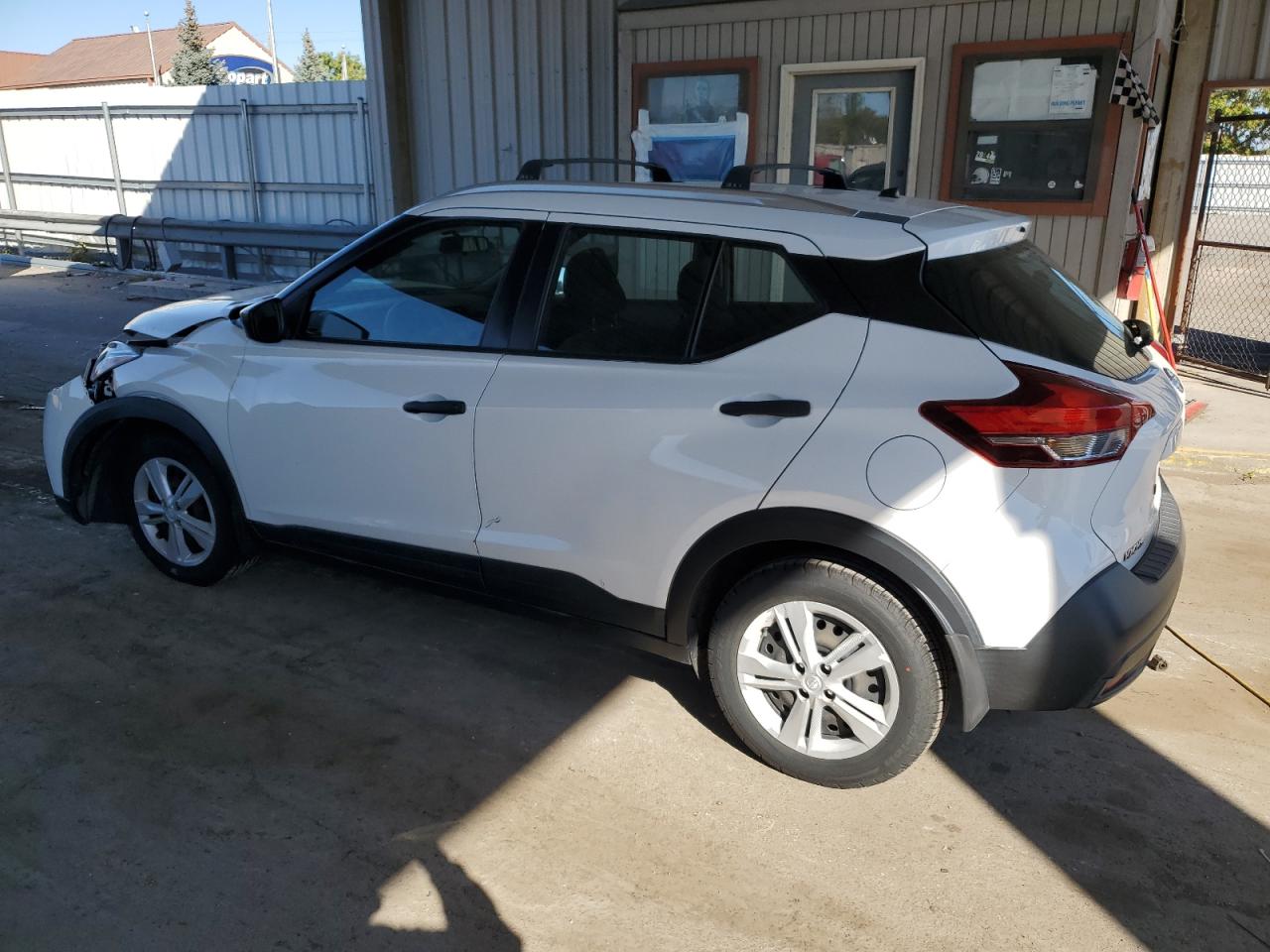 2019 Nissan Kicks - Image 2