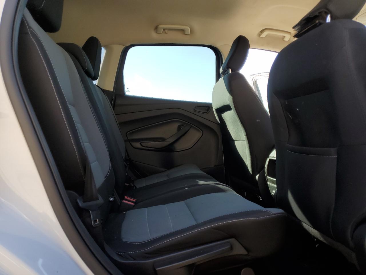 2019 Ford Escape - Image 11
