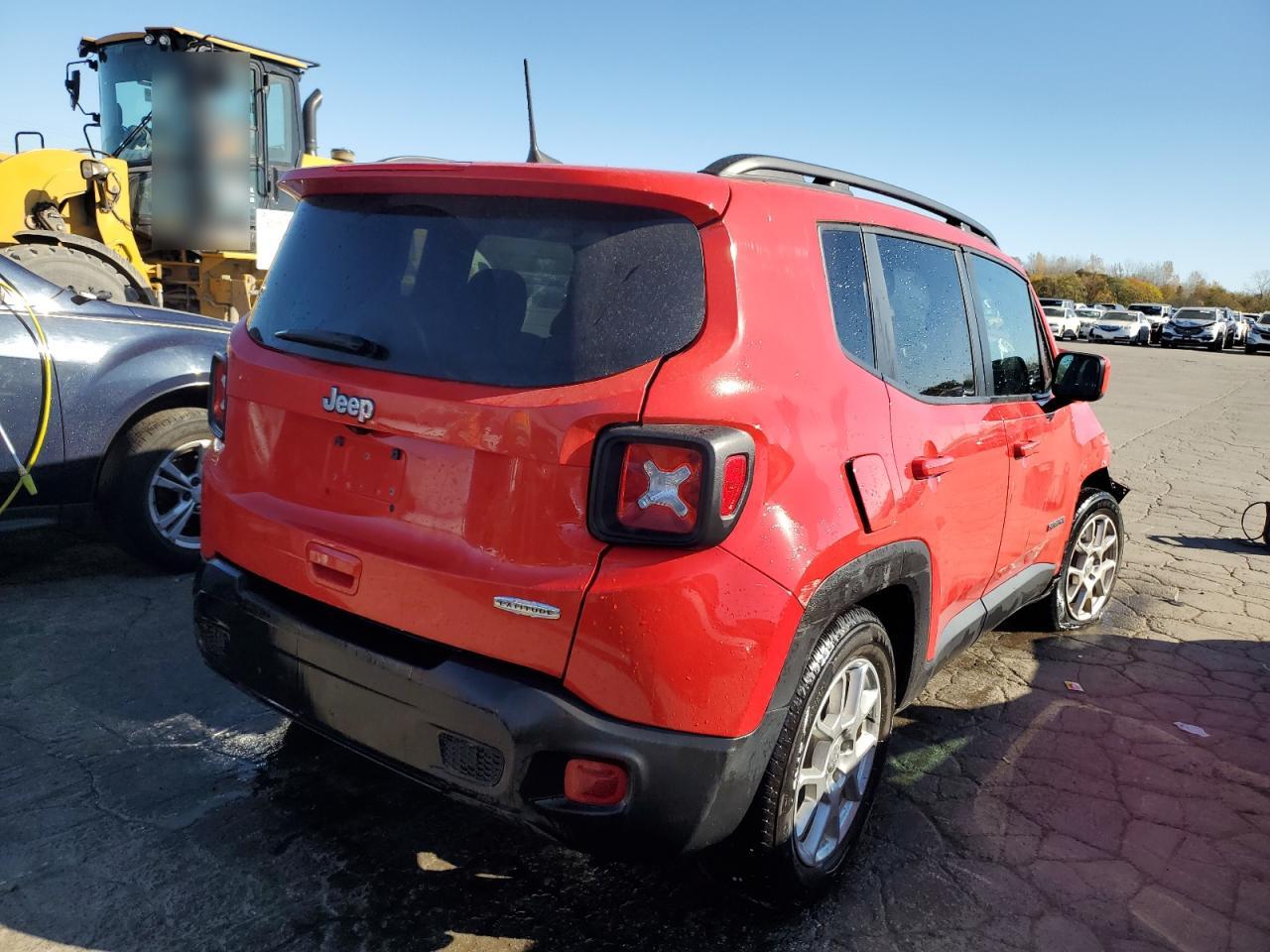 VIN ZACNJABBXKPK32719 2019 JEEP RENEGADE no.3