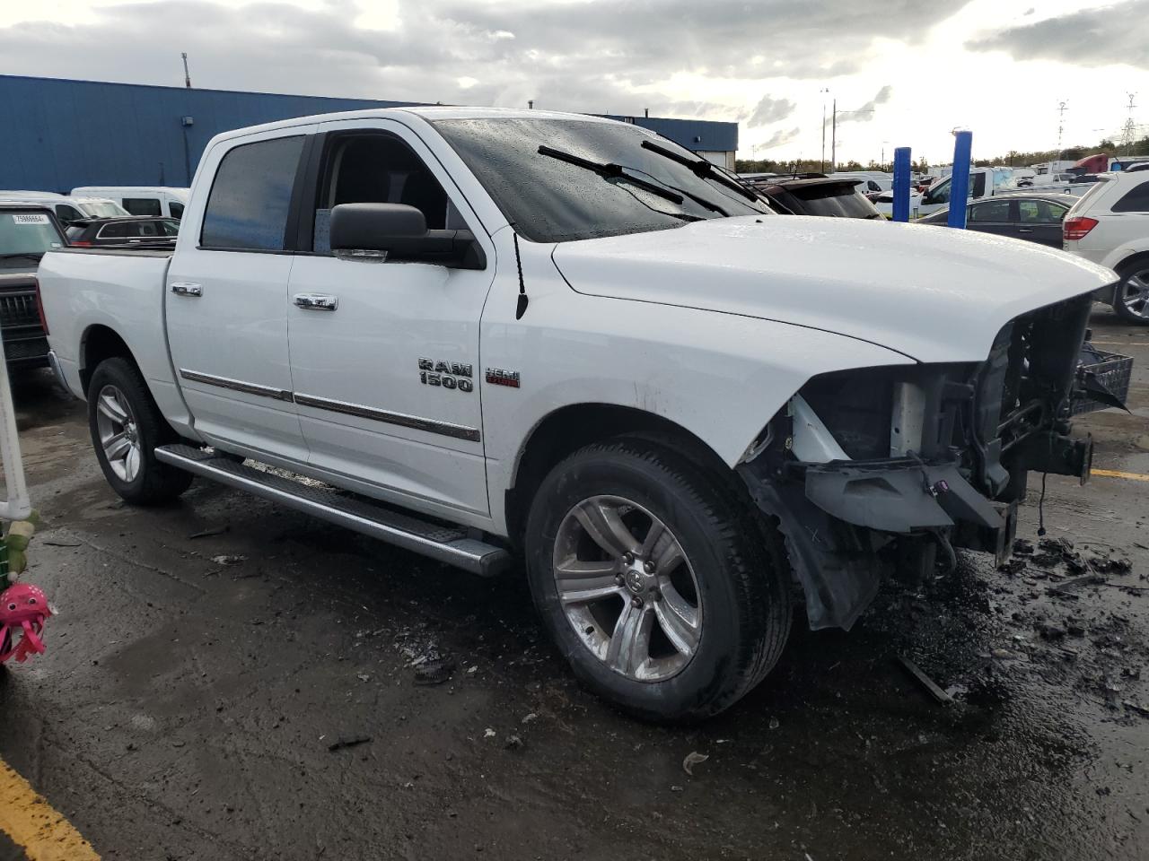 2014 RAM 1500 - Image 4