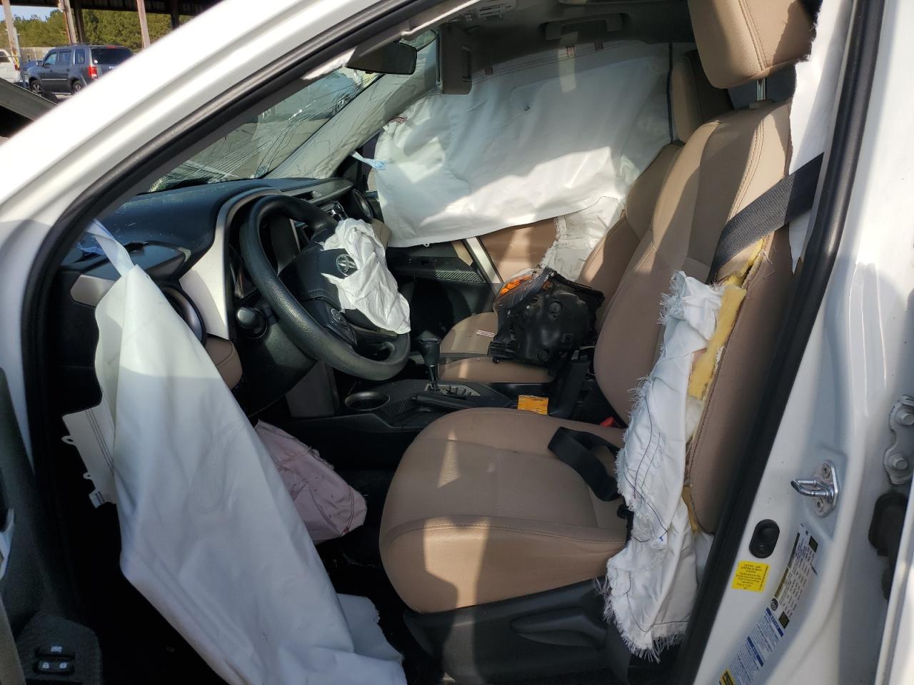 2015 Toyota RAV 4 - Image 7